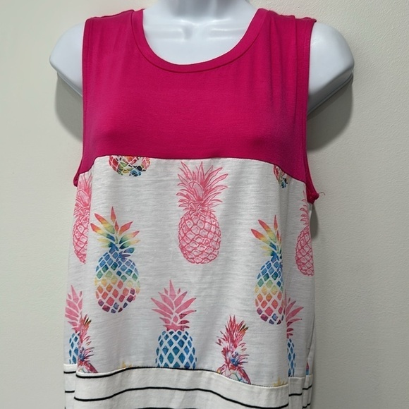 Colorblock pineapple tank 🍍 - Picture 3 of 4